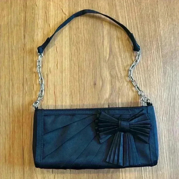 Coldwater Creek black shoulder bag with bow detail and silver strap - Picture 1 of 4